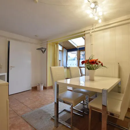 Fabulous In With Garden Appartement *