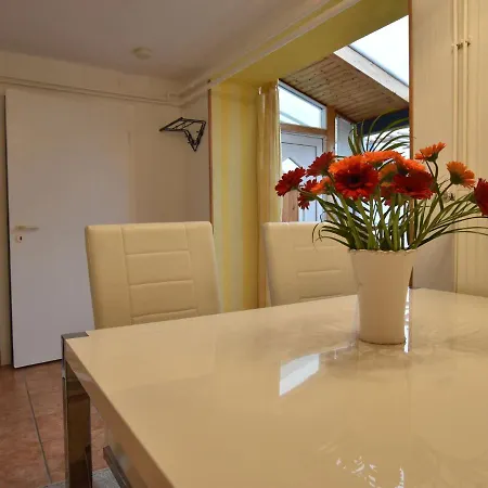 Apartament Fabulous In With Garden Kühlungsborn