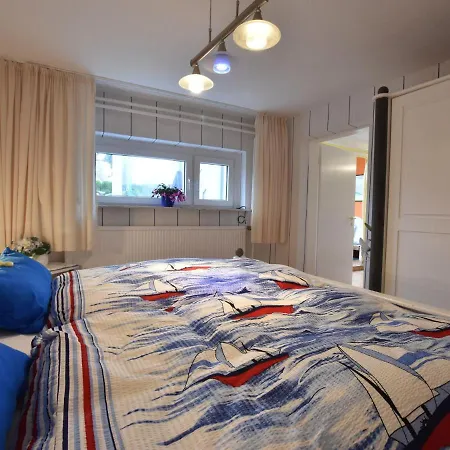 Fabulous In With Garden Apartament