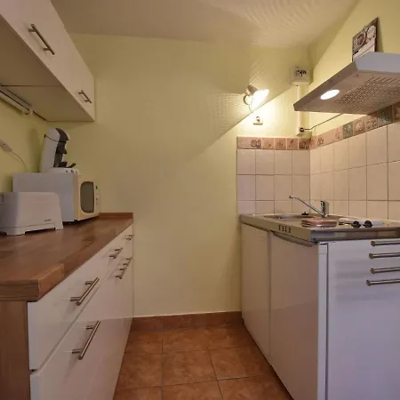 Fabulous In With Garden Apartament *
